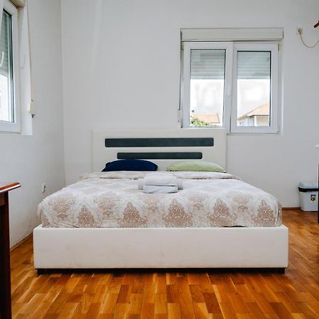 Apartman Stex Podgorica Kültér fotó